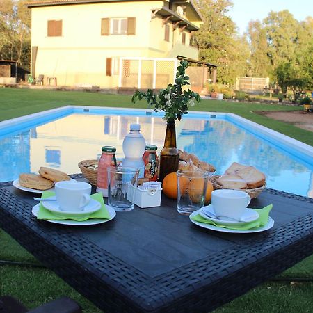 Country & Beach B&B Capoterra Eksteriør billede